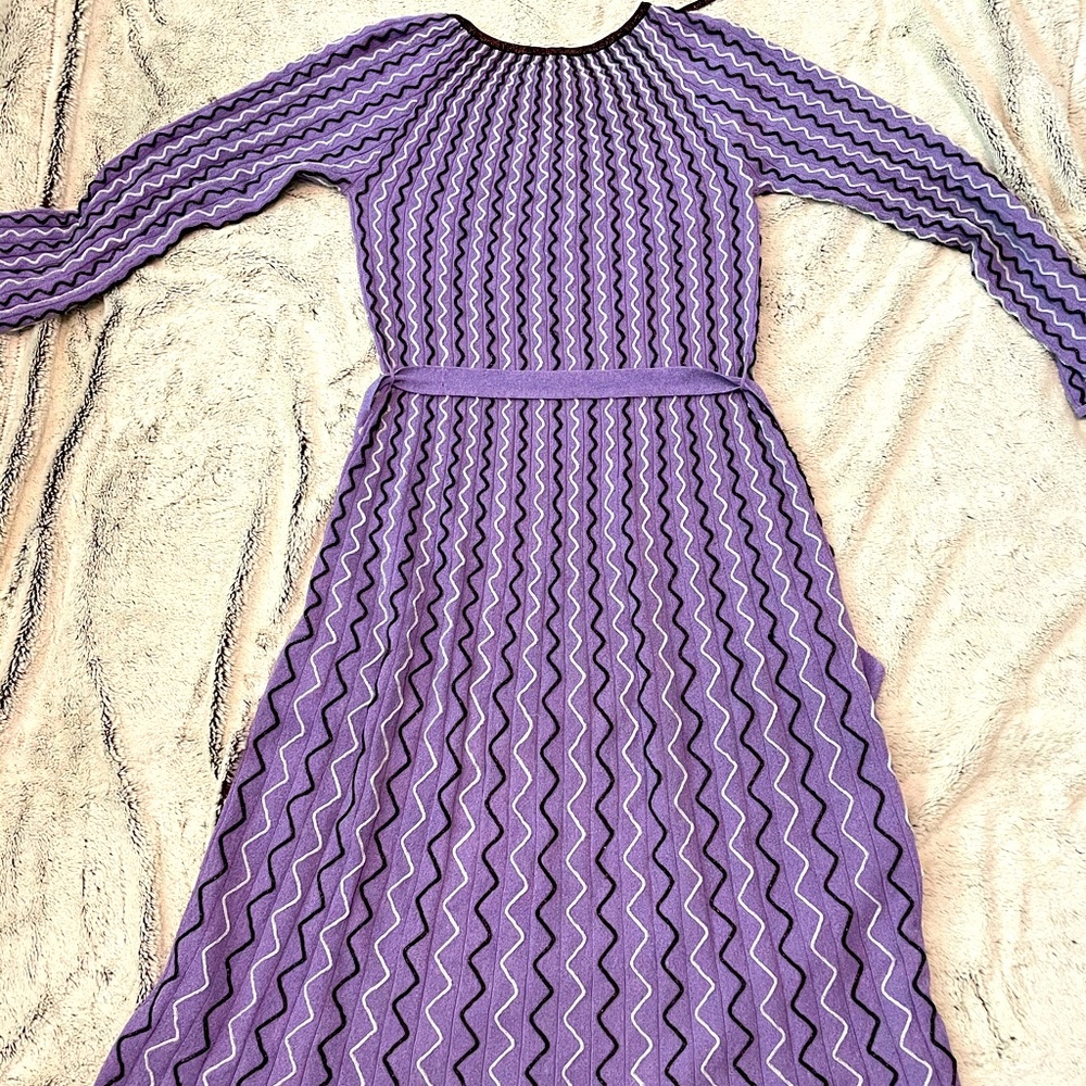 Very pretty purple dress with tie belt
